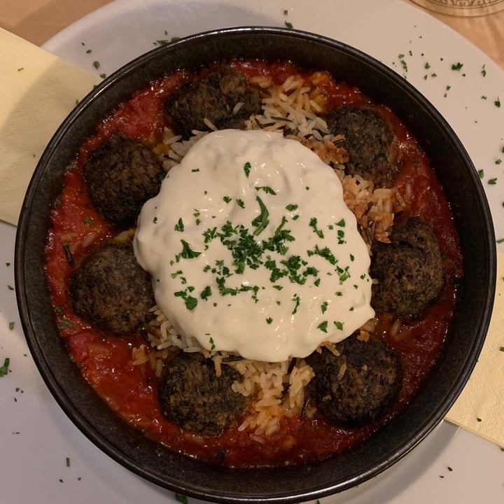 review photo of Brauhaus Sacher Championbällchen mit Reis und Paprika Tomaten Soße shared by @ellii on 04 Oct 2020 - review