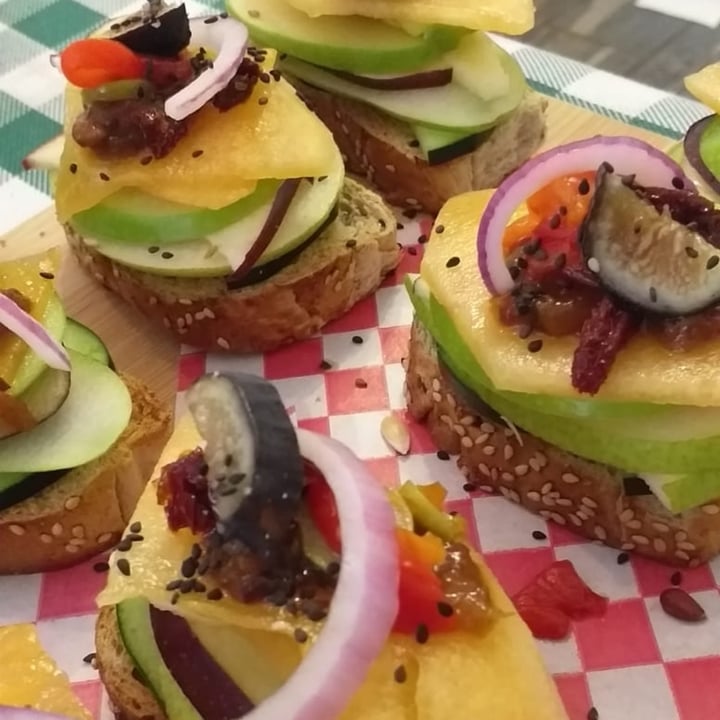 review photo of Las baguettes de la lagunilla Tapas veganas shared by @rosarioortiz on 26 Jun 2022 - review