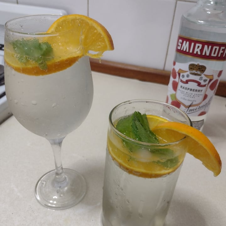 review photo of Smirnoff Vodka raspberry shared by @delfimartinezx on 11 Jan 2022 - review