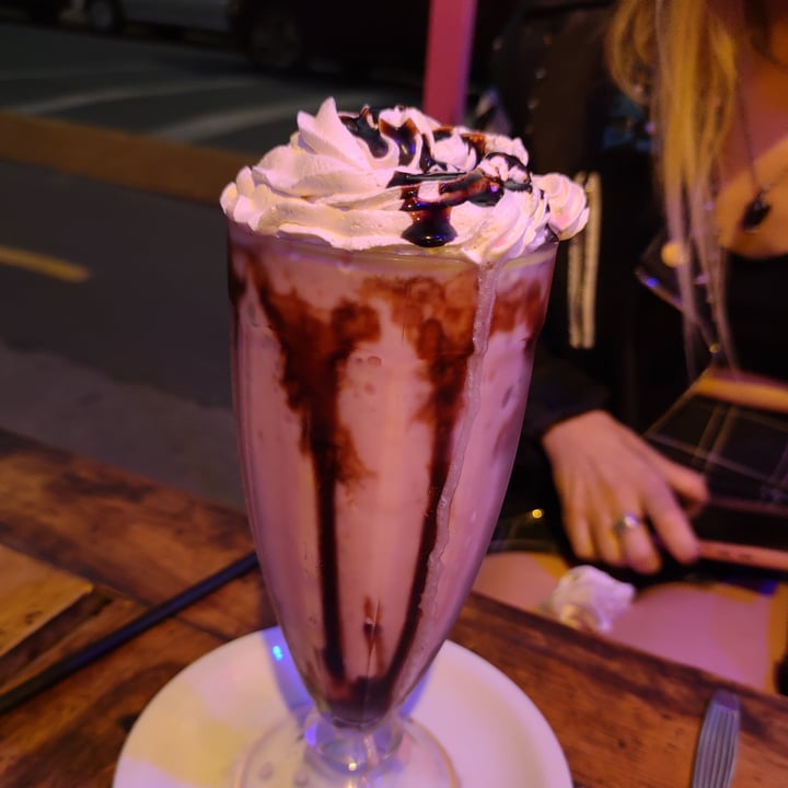 review photo of Loving Hut Batido de frutilla shared by @amvelasquez on 18 Dec 2022 - review