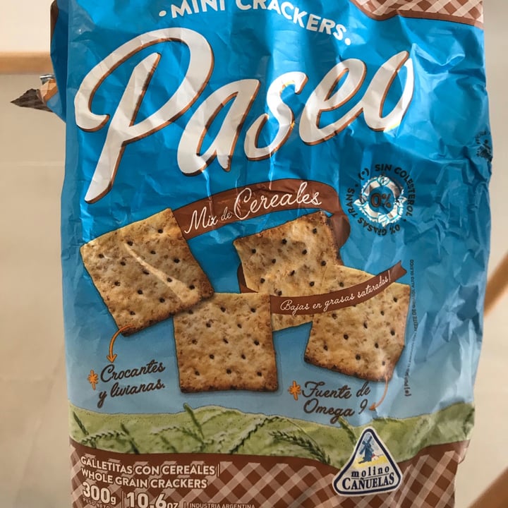 photo of Molino Cañuelas Galletitas Mix de Cereales Mini Crackers Paseo shared by @sgaischuk on  10 Sep 2020 - review