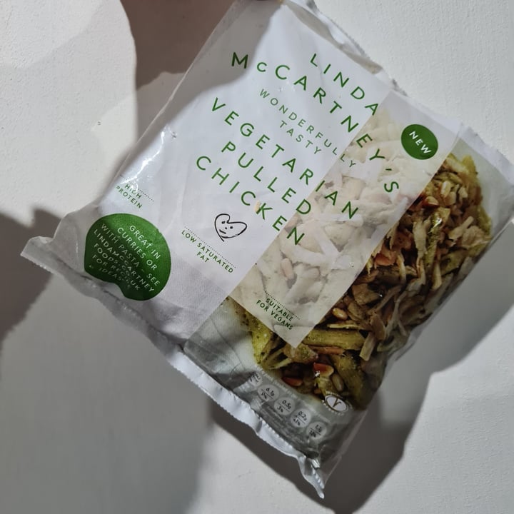review photo of MC Cartney's Pulled chicken shared by @happy4paws on 12 Feb 2022 - review