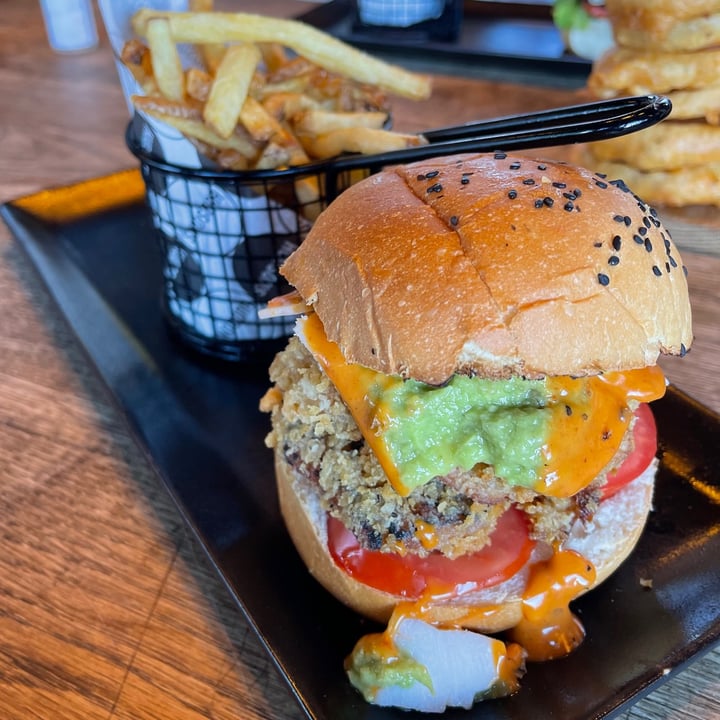 photo of Hudsons, The Burger Joint (Muizenberg) The Influencer shared by @jethrotait on  26 Mar 2021 - review