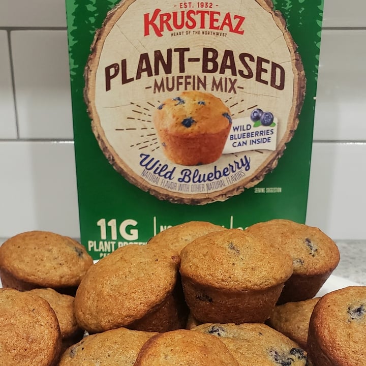 photo of Krusteaz Plant Based Wild Blueberry Muffin Mix shared by @prowhistlerdave on  31 Dec 2021 - review