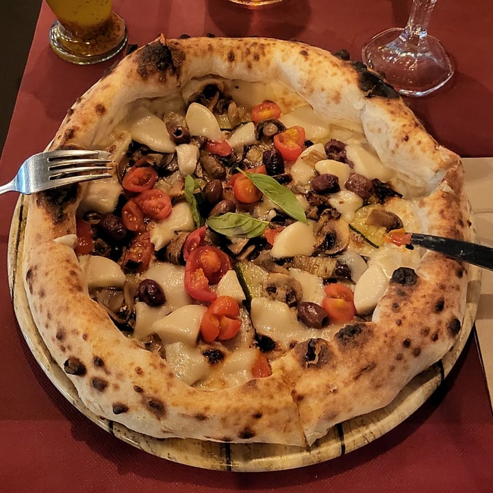 photo of 450 Gradi pizza vegana shared by @algaritmica on  25 Nov 2022 - review