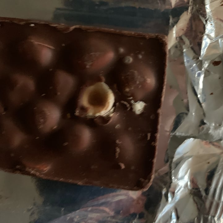 photo of Vego Vego Whole Hazelnut Chocolate Bar shared by @oshmorethstorm on  22 Apr 2022 - review