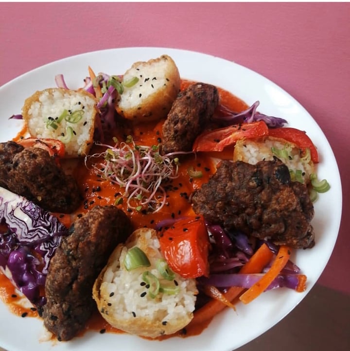 review photo of Vegan Bunker Hamburguesa Oliver shared by @annita on 30 Nov 2019 - review