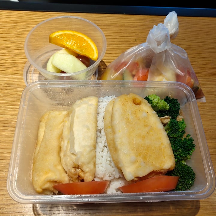 photo of Minf Houze Vegan Cafe Sweet and Sour Tofu Rice shared by @stevenneoh on  04 Aug 2020 - review