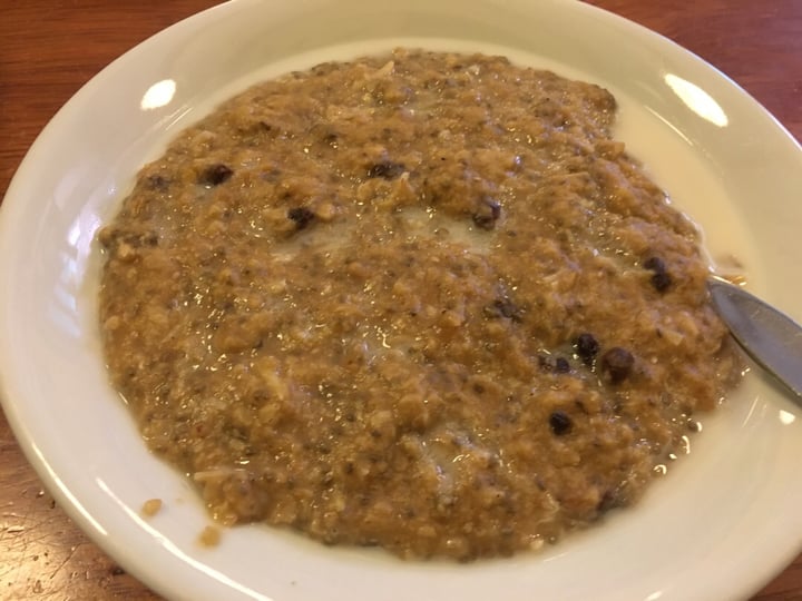 photo of Ulrike's Chai Spiced Oatmeal shared by @theveggienomad on  19 Aug 2018 - review