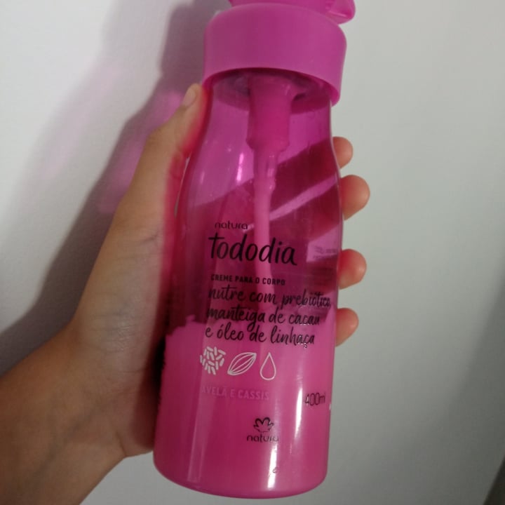 photo of Natura Crema todo dia ciruela y vainilla shared by @sarah14emylle on  15 Oct 2022 - review