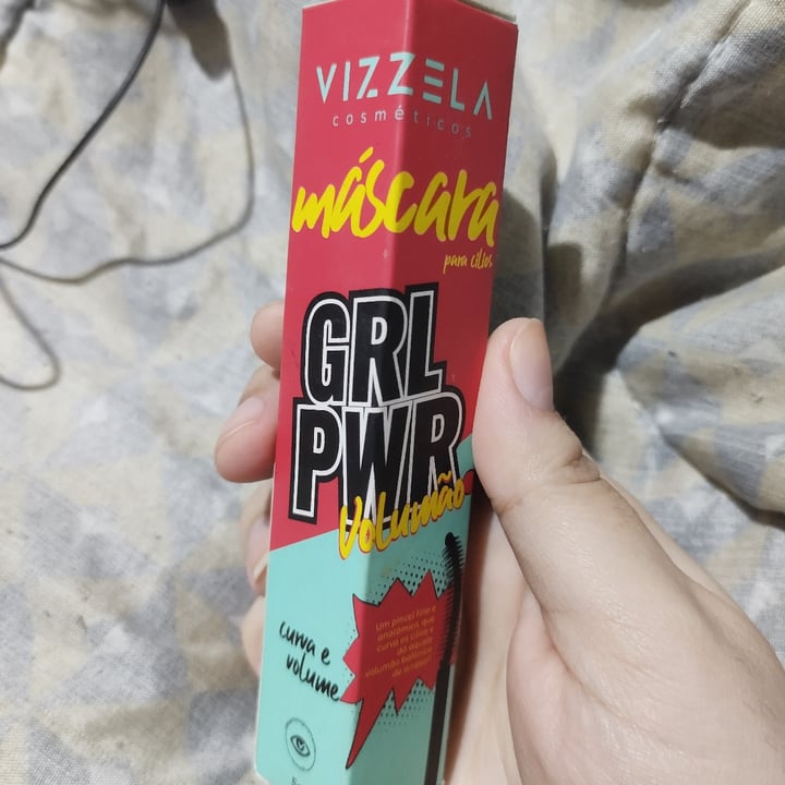 photo of Vizzela Cosméticos Máscara GRL PWR Volumão shared by @luanaferreira on  06 Aug 2021 - review