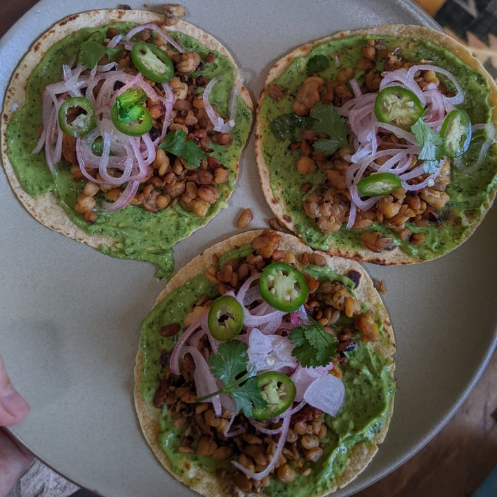 photo of Trader Joe's Organic 3 Grain Tempeh shared by @wayfaringlass on  14 Oct 2022 - review