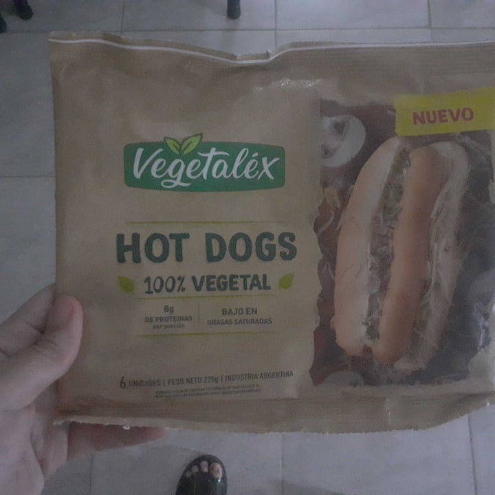 photo of Vegetalex Hot dogs 100% Vegetal shared by @cecicloss on  14 Nov 2021 - review