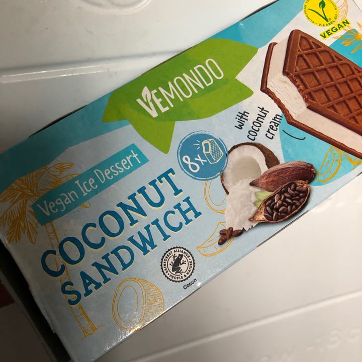 photo of Vemondo  Vemondo Ice Coconut Sandwich shared by @cloudnineberry on  05 Aug 2021 - review