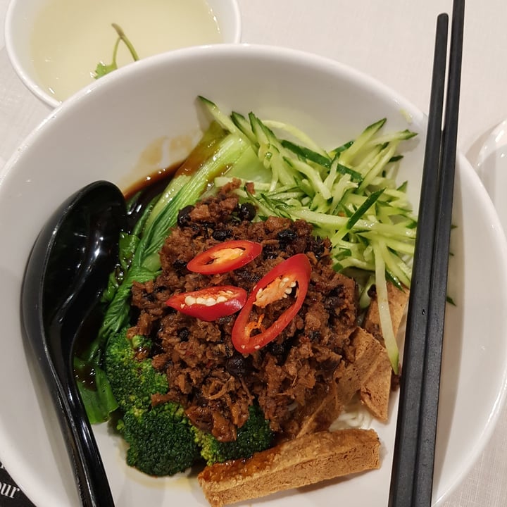 photo of D’Life Signature Minced meat noodles shared by @shanna on  29 Jan 2021 - review