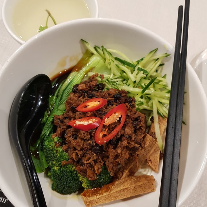 review photo of D’Life Signature Minced meat noodles shared by @shanna on 29 Jan 2021 - review