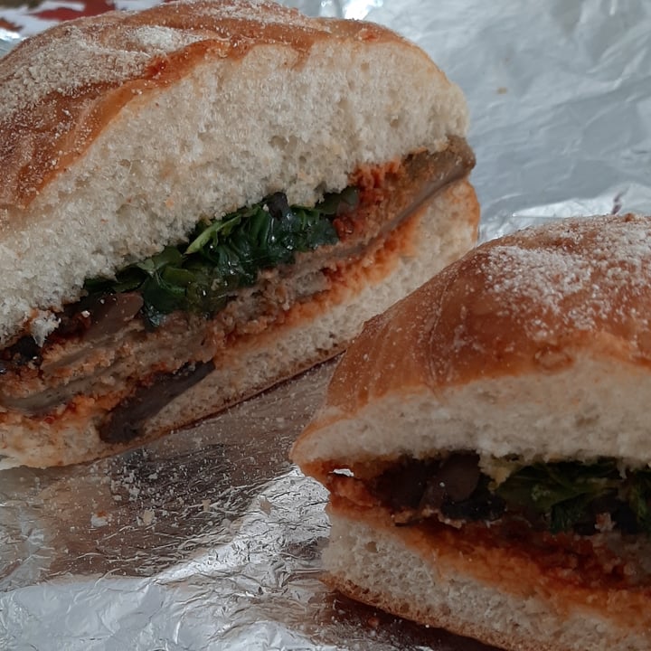 review photo of The Vegitaliano Chicken Parmigana shared by @lauriafr80 on 23 Jan 2021 - review