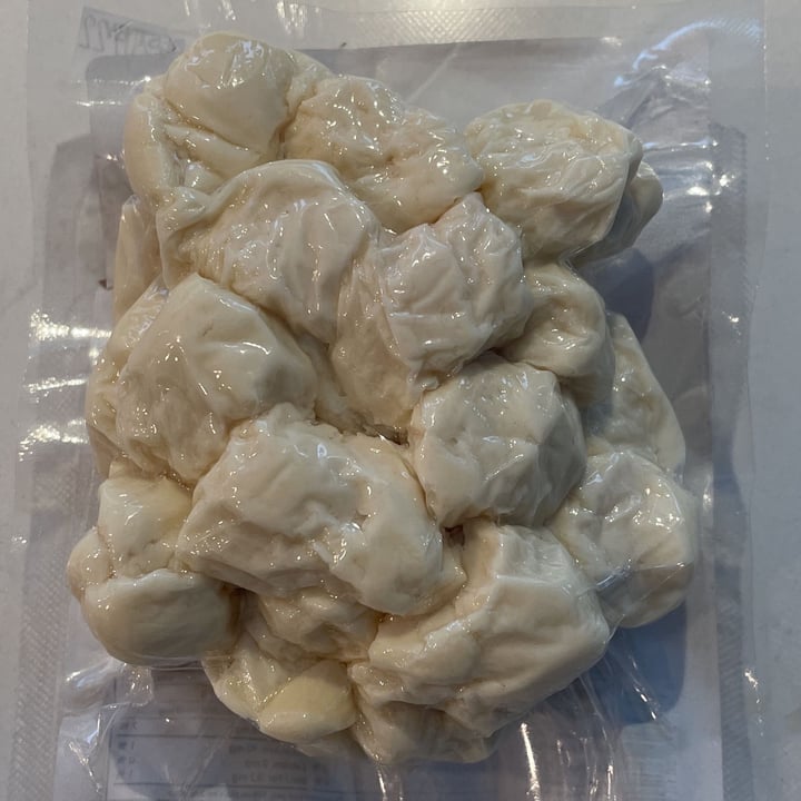 review photo of VEGCHEESE Cheese Curds shared by @marilynevegan on 01 Mar 2022 - review