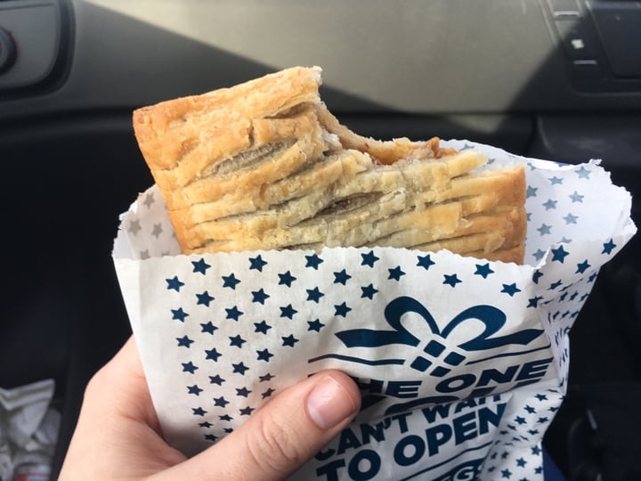 review photo of Greggs Vegan Steak Bake shared by @agnavy on 04 Jan 2020 - review