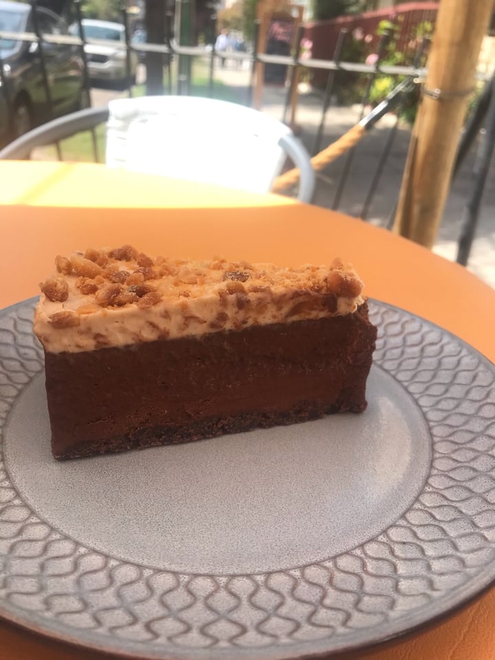photo of Dolce Locura Torta chocomaní shared by @isincarne on  03 Feb 2020 - review
