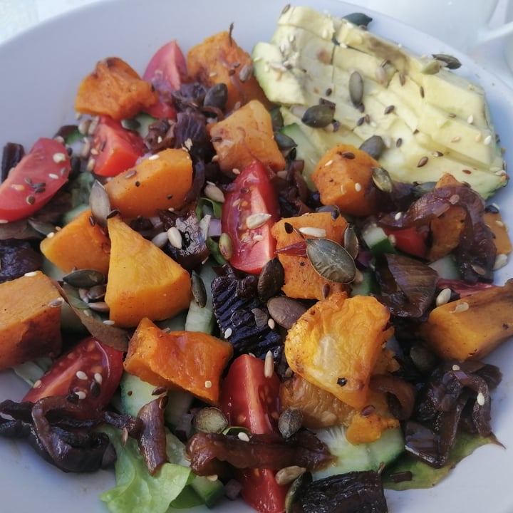 review photo of The Backyard Café The D'lish Salad shared by @cait6 on 27 Jun 2022 - review