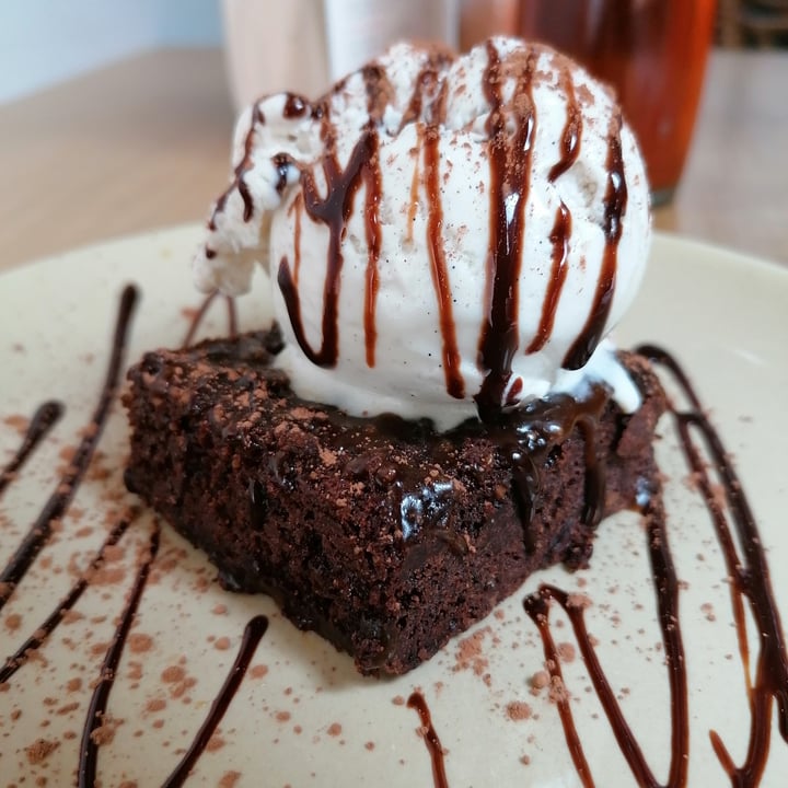 photo of Purezza - Vegan Pizza Camden Salted Caramel Brownie shared by @paolinataaz86 on  13 Aug 2022 - review