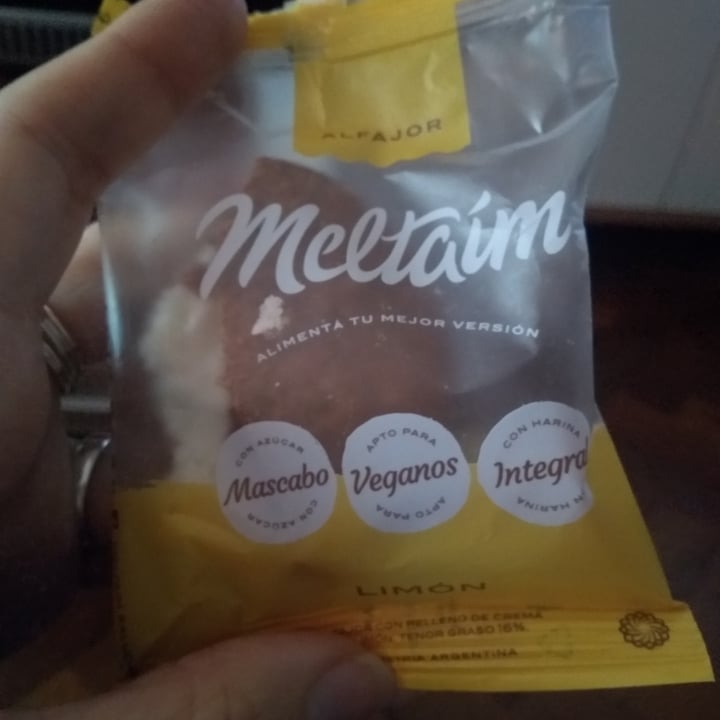 photo of Meltaím Alfajor de Limón shared by @anashadowcat on  06 Aug 2021 - review