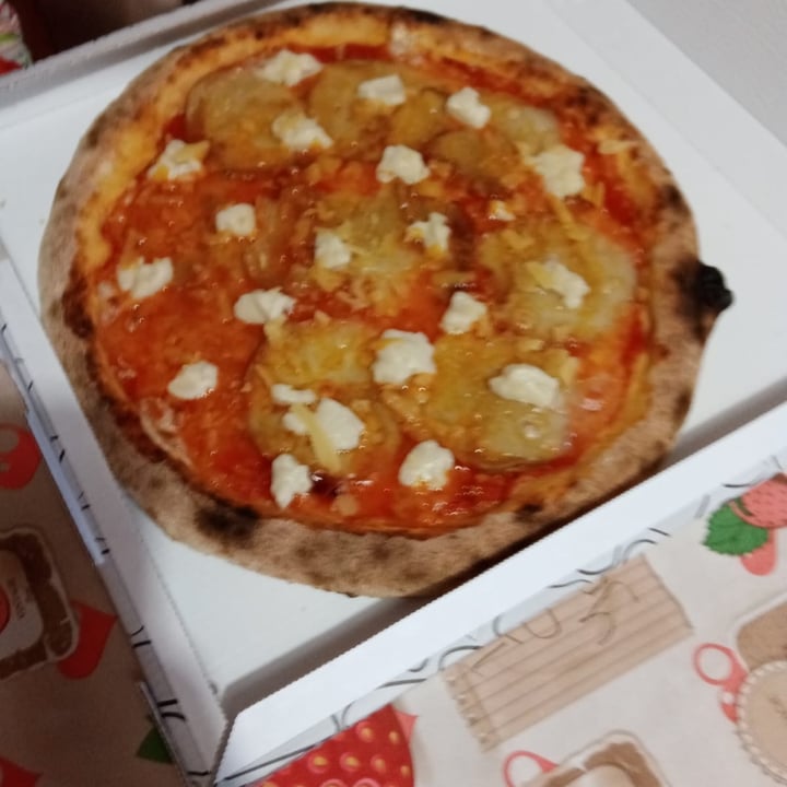 photo of La Sosta pizzeria da asporto Pizze Vegane shared by @andrews83 on  29 May 2022 - review