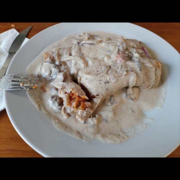 review photo of Casa Munay Canelones Con Crema de Hongos shared by @bubyy on 18 Nov 2021 - review