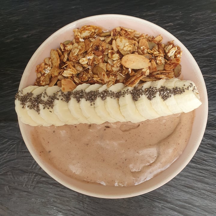 photo of Little Ripper Bali Peanut butter smoothie bowl shared by @jackgraham on  08 Dec 2021 - review
