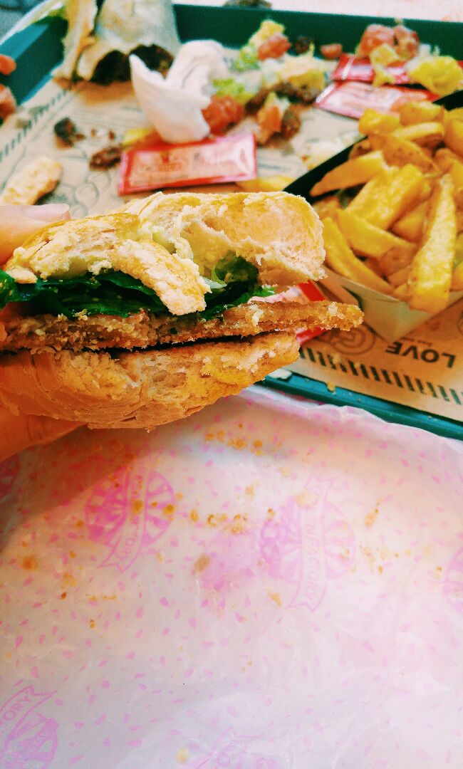 photo of Green Factory Sandwich Mila bread shared by @camilasm on  17 Oct 2019 - review