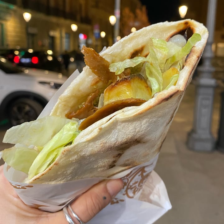 photo of Piadina Salentina Vegan Kebab shared by @ludovive on  04 May 2022 - review