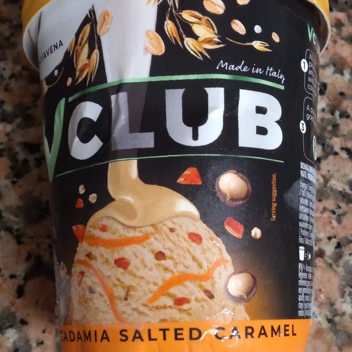photo of VClub Macadamia Salted Caramel shared by @lisveggie on  15 May 2022 - review