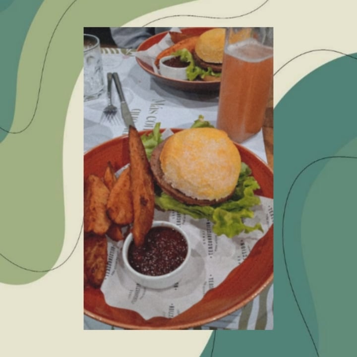 review photo of Tea Connection Lomitas Madre Burga shared by @thcviole on 09 Aug 2021 - review