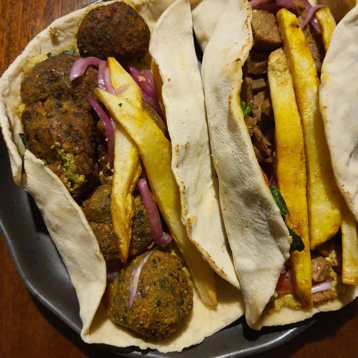 review photo of El gyro loco Loco pero sabroso shared by @raquelgr on 07 Apr 2021 - review