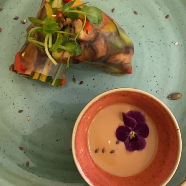Foto del piatto “Rice Paper Rolls”