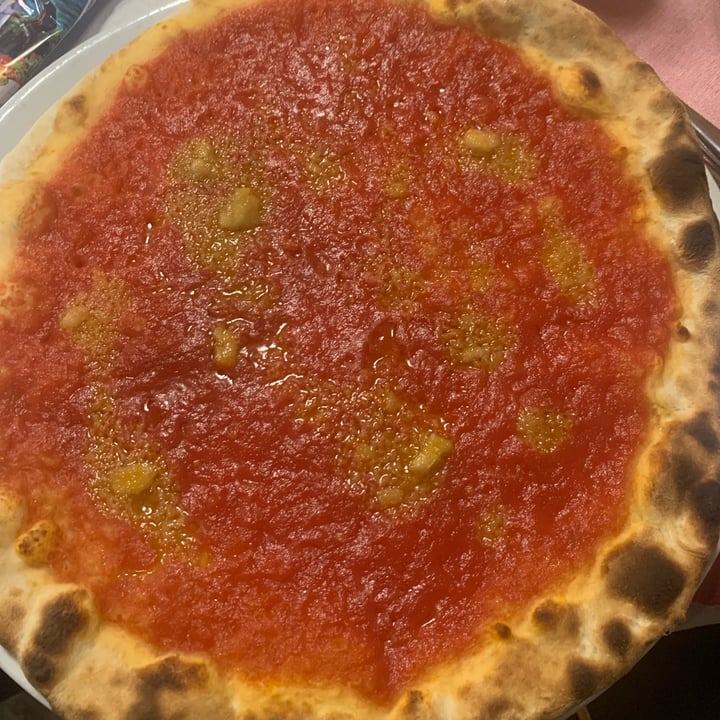 review photo of Ristorante Pizzeria La Fenice pizza marinara shared by @martinavirdis on 20 Nov 2022 - review