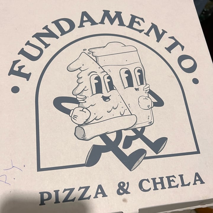 photo of Fundamento pizza americana vegana shared by @nicorita on  15 Nov 2022 - review