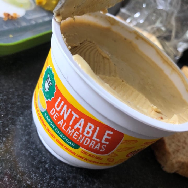 review photo of Felices Las Vacas Untable de Almendras Sabor Cheddar shared by @micaeladonofrio7 on 14 May 2020 - review
