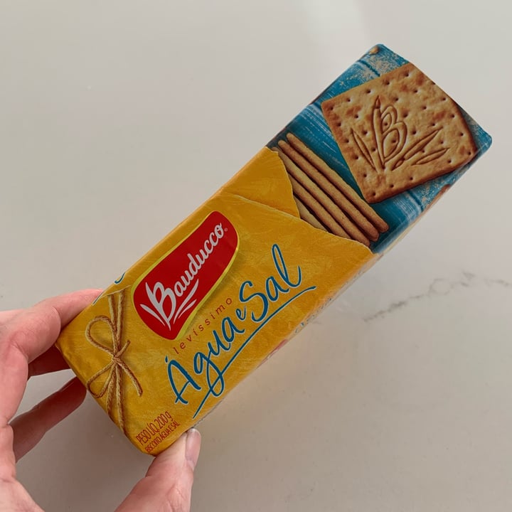 photo of Bauducco biscoito agua e sal shared by @fernandamalva on  07 Jun 2022 - review