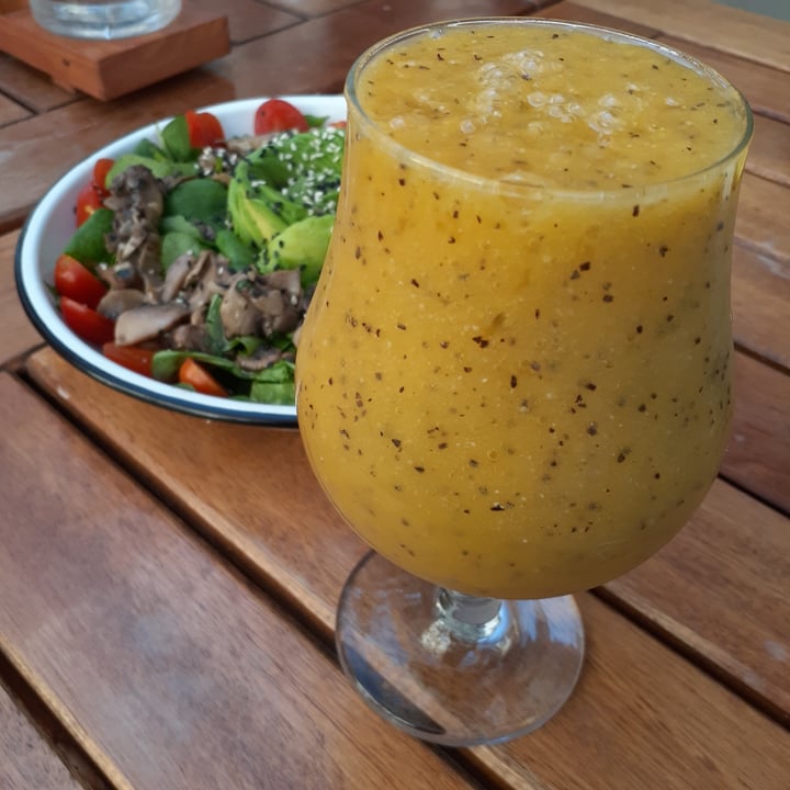 photo of Amelia Café Jugo de mango y maracuyá shared by @lalaveg on  13 Jun 2021 - review