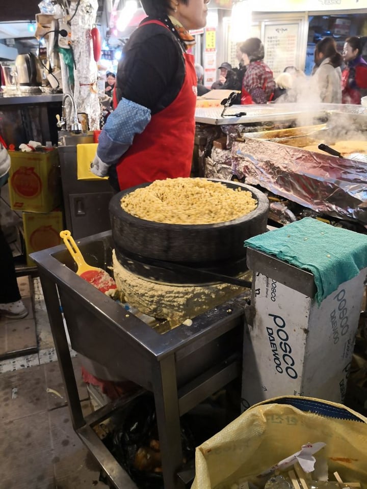 photo of Gwangjang Market Mungbean pancake shared by @nana on  30 Mar 2019 - review
