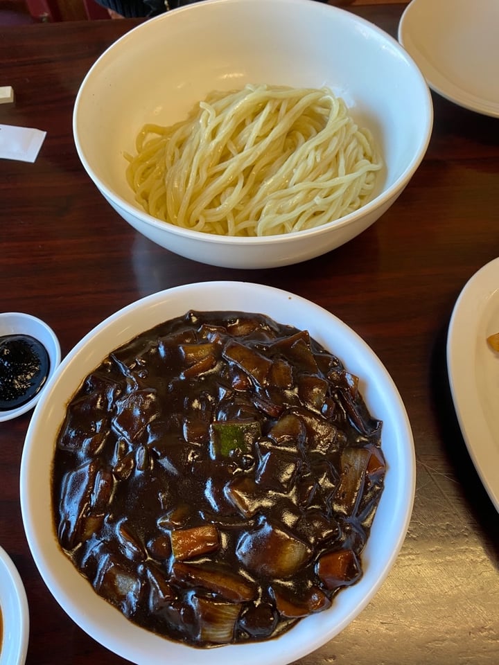 review photo of Zzamong Jjajangmyun shared by @thatdorkarnie on 13 Jan 2020 - review