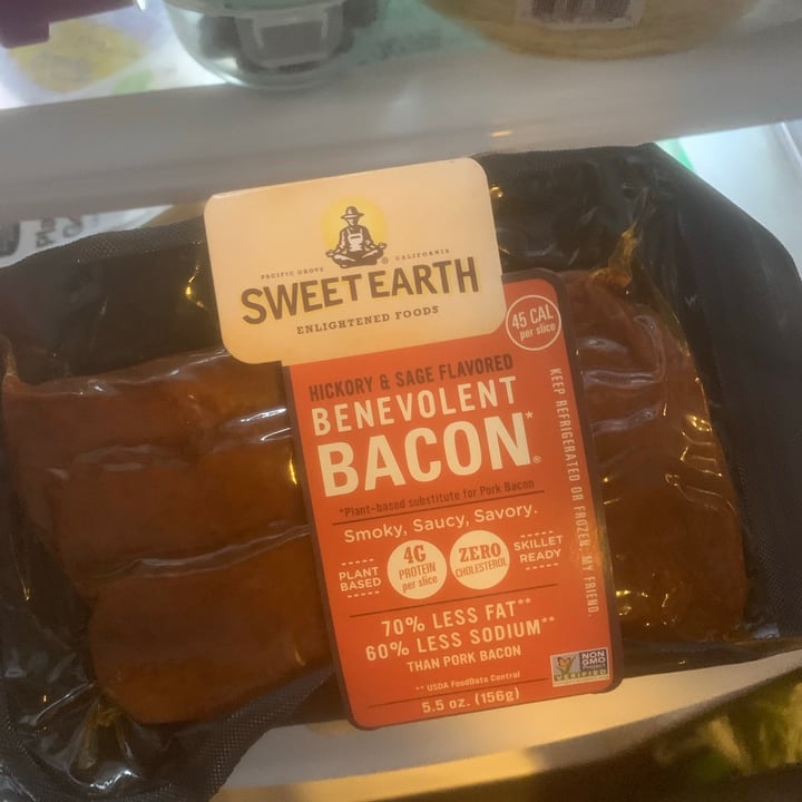 review photo of Sweet Earth Benevolent Bacon Hickory & Sage Smoked Seitan Bacon shared by @karenmichel on 25 Dec 2020 - review