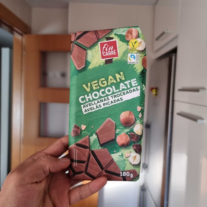 photo of Fin Carré Chocolate con avellanas troceadas shared by @stavin on  17 Feb 2022 - review