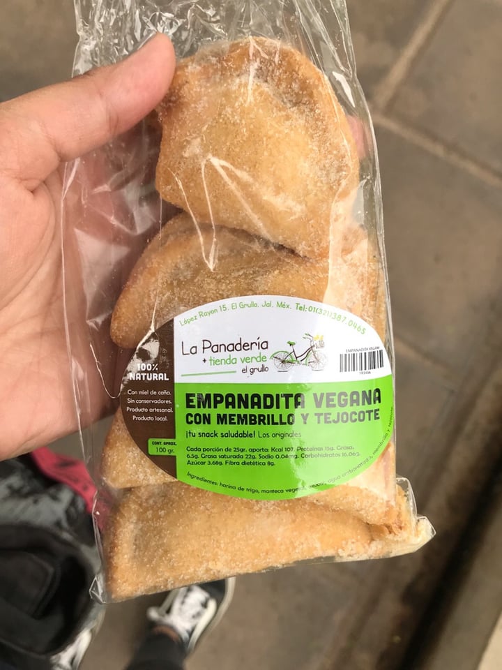 photo of La Panadería. El Grullo Empanadita vegana con membrillo y tejocote shared by @danilopez on  05 Jul 2019 - review