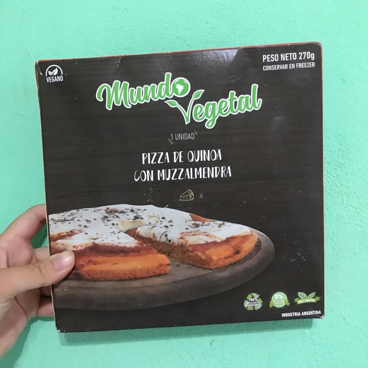 photo of Mundo Vegetal Pizza Congelada shared by @michyaguera on  02 Jan 2022 - review