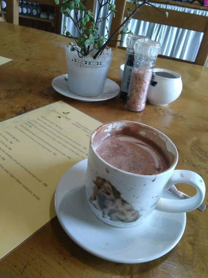 photo of Pure Café Hot Chocolate shared by @cris on  12 Jul 2019 - review