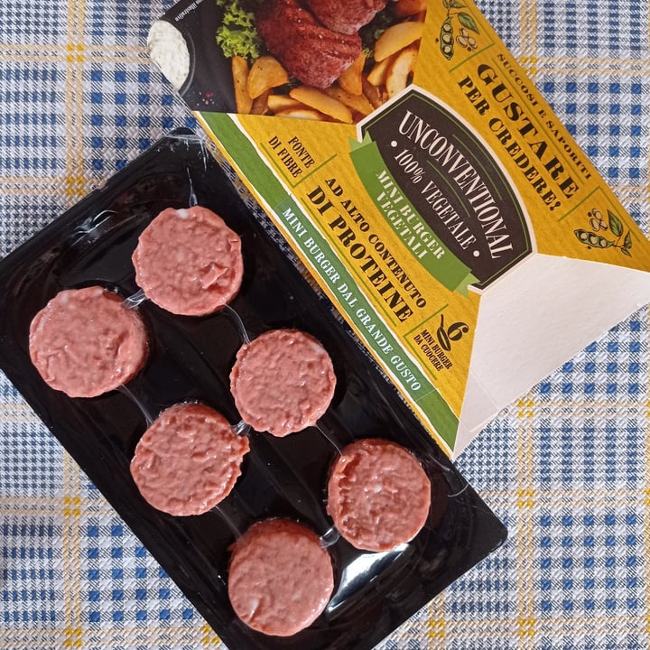 photo of Unconventional Plant Based Mini Burger shared by @martaruna on  20 Jun 2021 - review