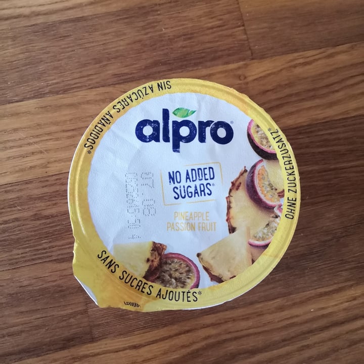 photo of Alpro Ananas Fruit Passion Yogurt shared by @glamrockcat on  02 Aug 2022 - review